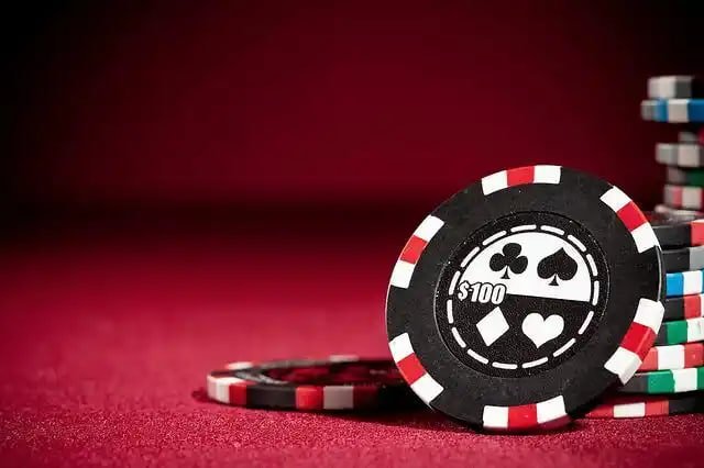 situs royal Dream Gaming live blackjack table with multi-camera broadcast studio view